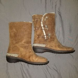 Ugg Tooth Toggle Shearing Boots *RARE* Size 8